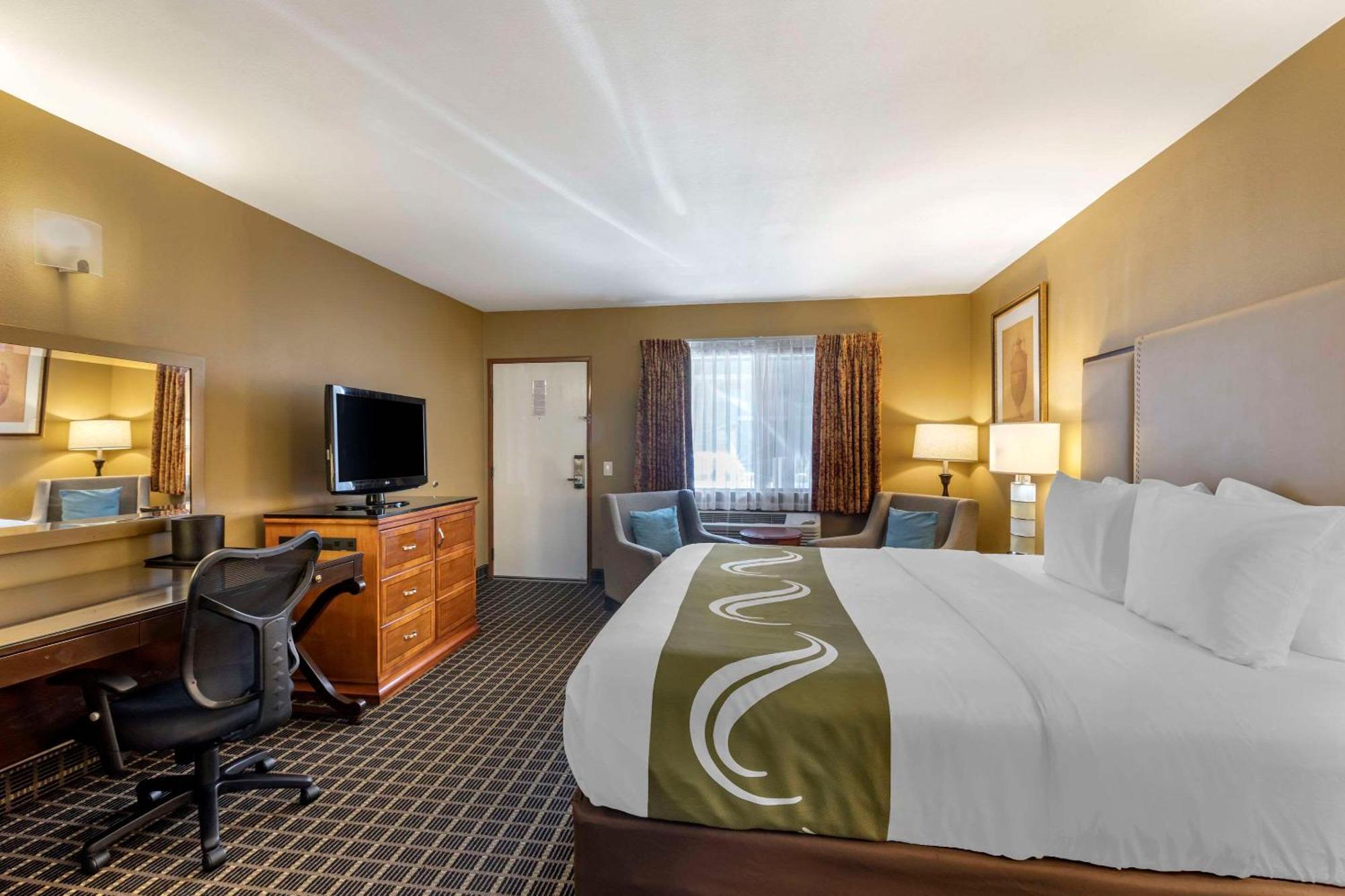Quality Inn & Suites Westminster Seal Beach Экстерьер фото