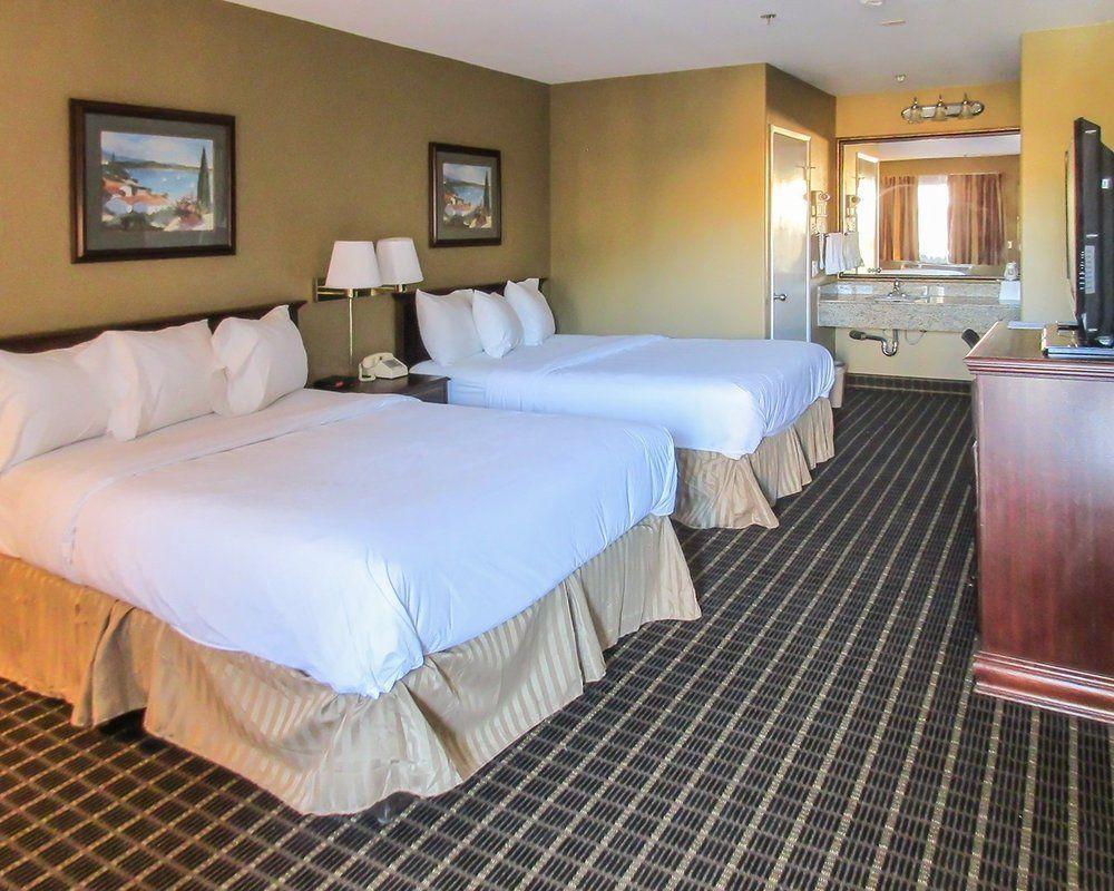 Quality Inn & Suites Westminster Seal Beach Экстерьер фото