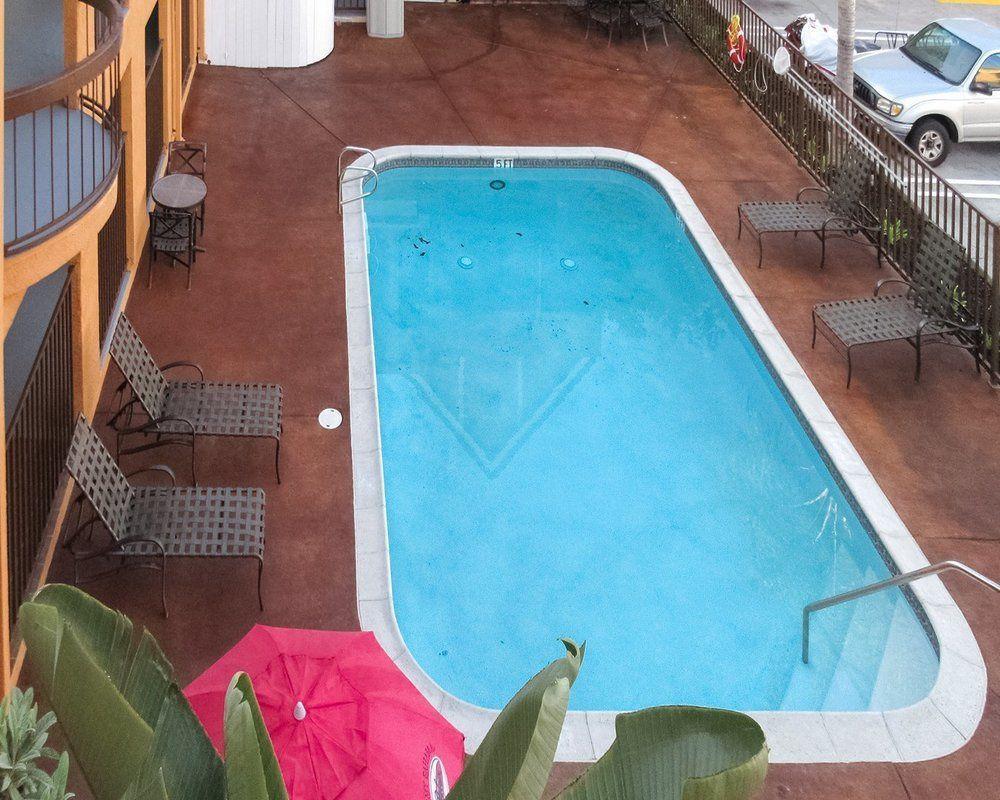 Quality Inn & Suites Westminster Seal Beach Экстерьер фото